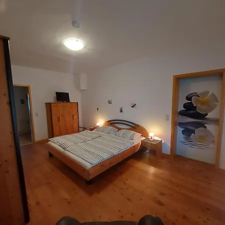 Carmen Apartment *